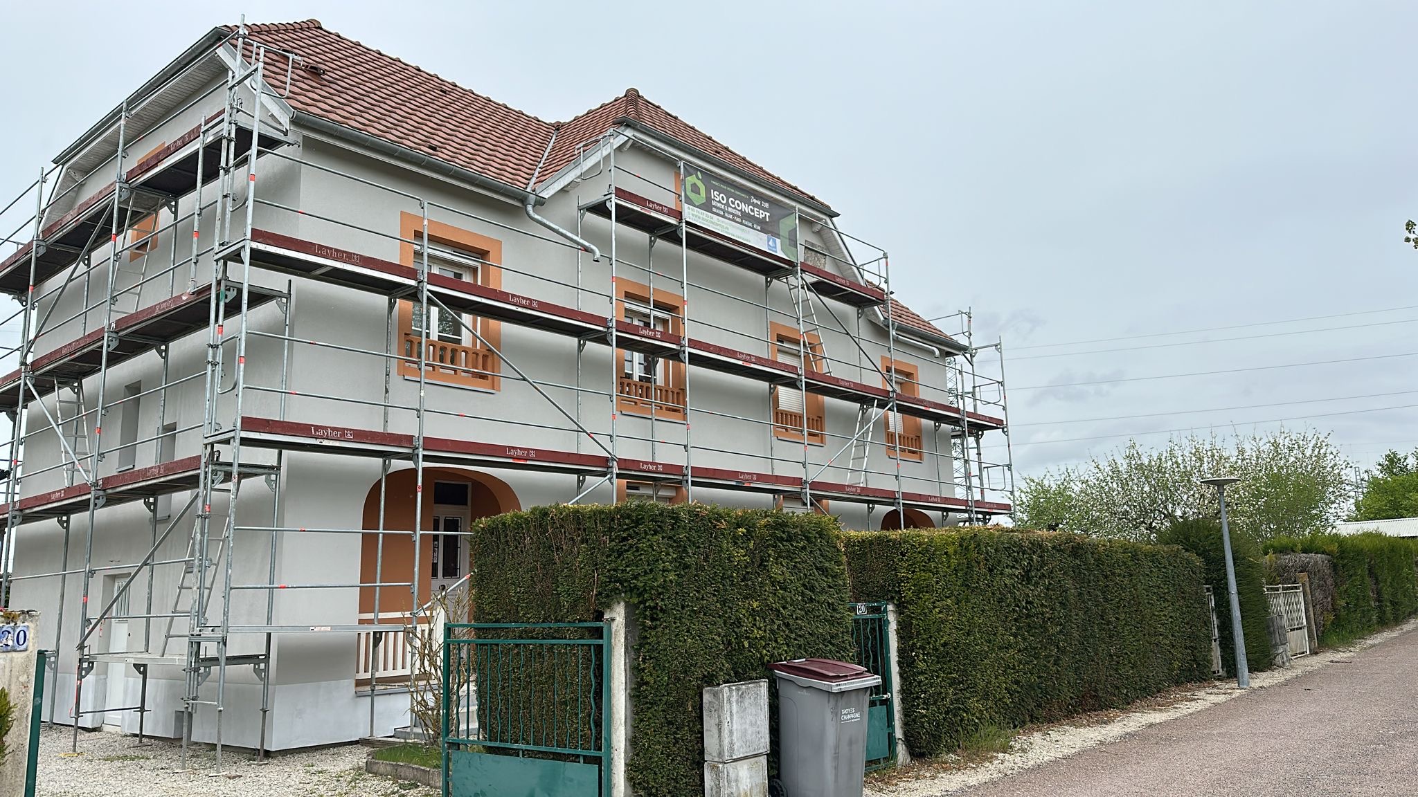 Exemple de réalisation BTCE : Rénovation et isolation extérieure à Belfort